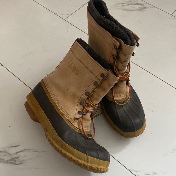 L.L. Bean Duck Hunting Boots SIZE 10 Tan Leather Waterproof Winter Boot - Picture 1 of 10